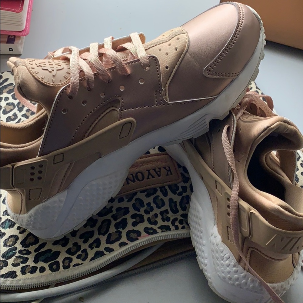 Nike shoes